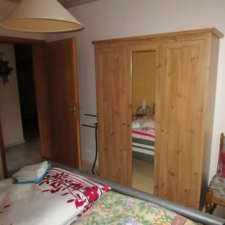 Haus-kummeleck-wohnung-3 Apartment